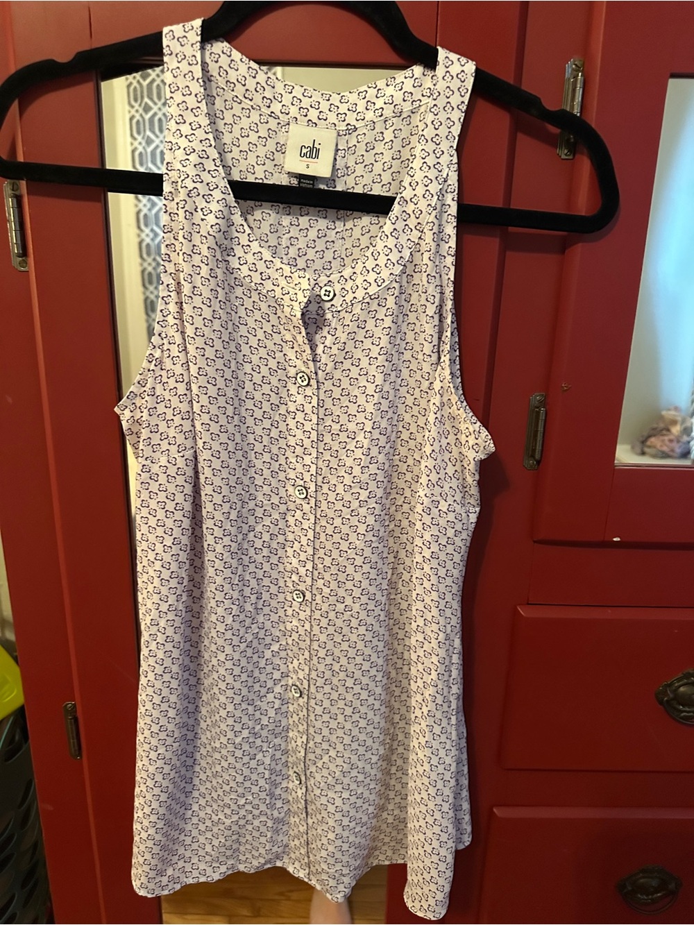 CAbi Lavender Printed Sleeveless Button-Front Tank